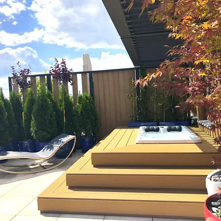 Apartment Luxury Penthouse With Jacuzzi *