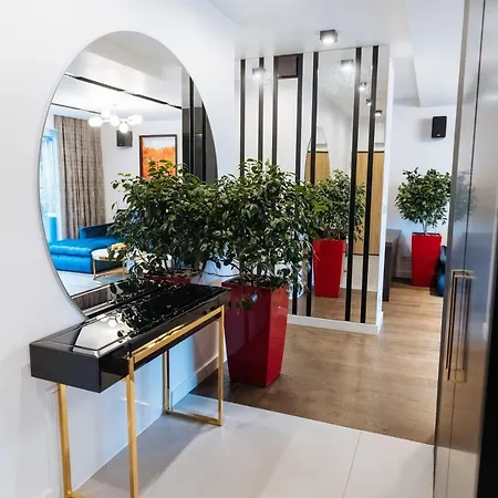 Apartment Luxury Penthouse With Jacuzzi *