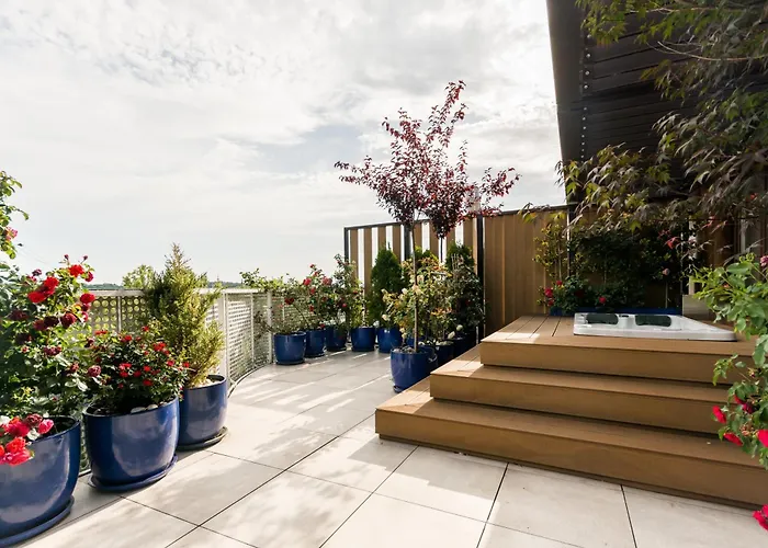 Luxury Penthouse With Jacuzzi كراكوفيا