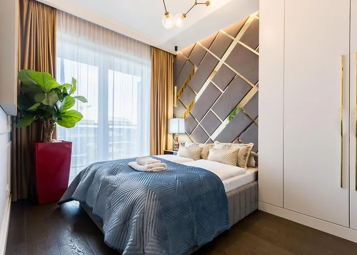 Luxury Penthouse With Jacuzzi كراكوفيا